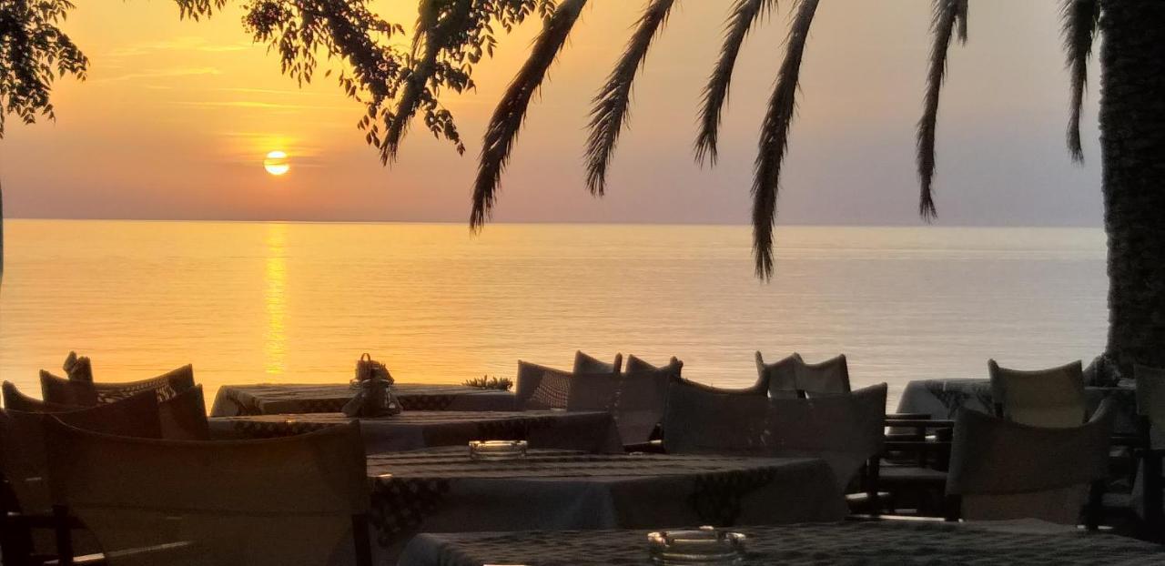 Triena Rooms Mithimna Dış mekan fotoğraf